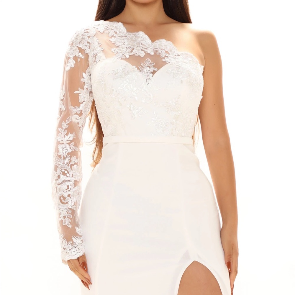 Fashion Nova’s Bonita Lace Maxi dress - Bridal Gown - Civil Ceremony/ Reception